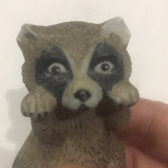 Little Raccoon Resin Animal - Picture 2 of 8